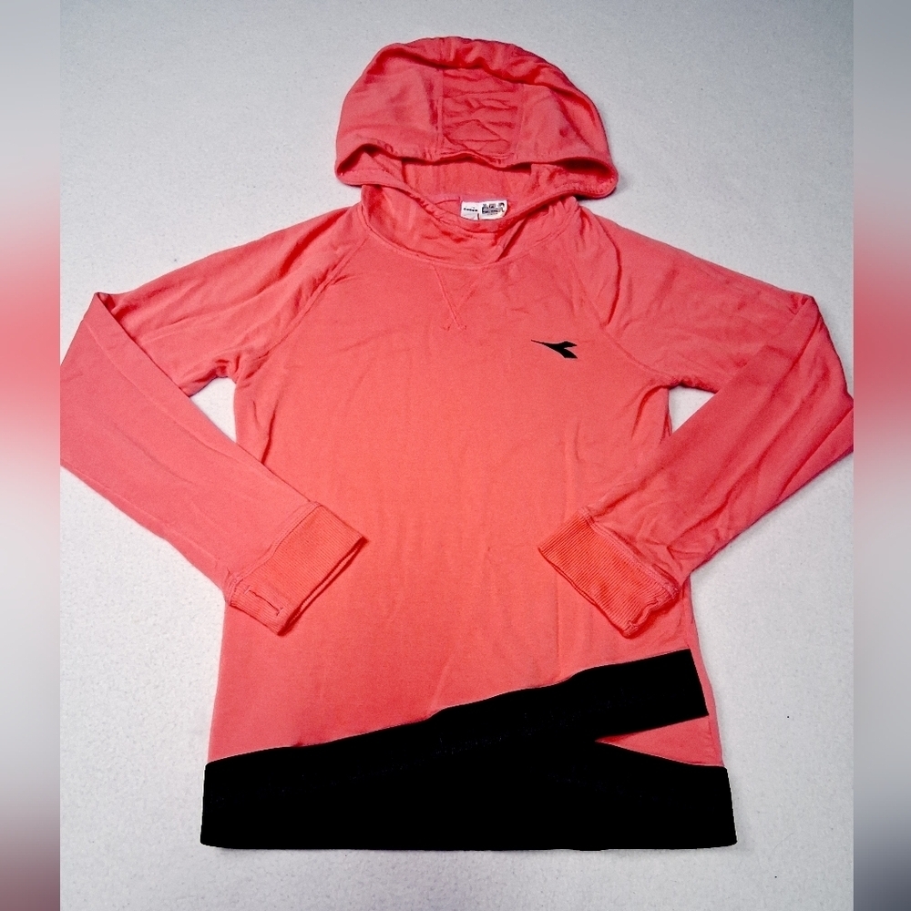 4/20$ ➡️ Diadora Coral Apparel